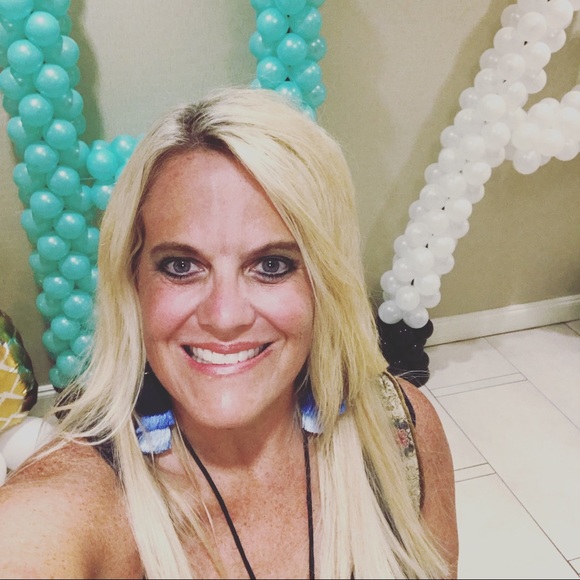 Meet your Posher, Martha - Picture 7 of 8